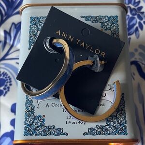 {Ann Taylor} Gold and Navy Hoop Earrings